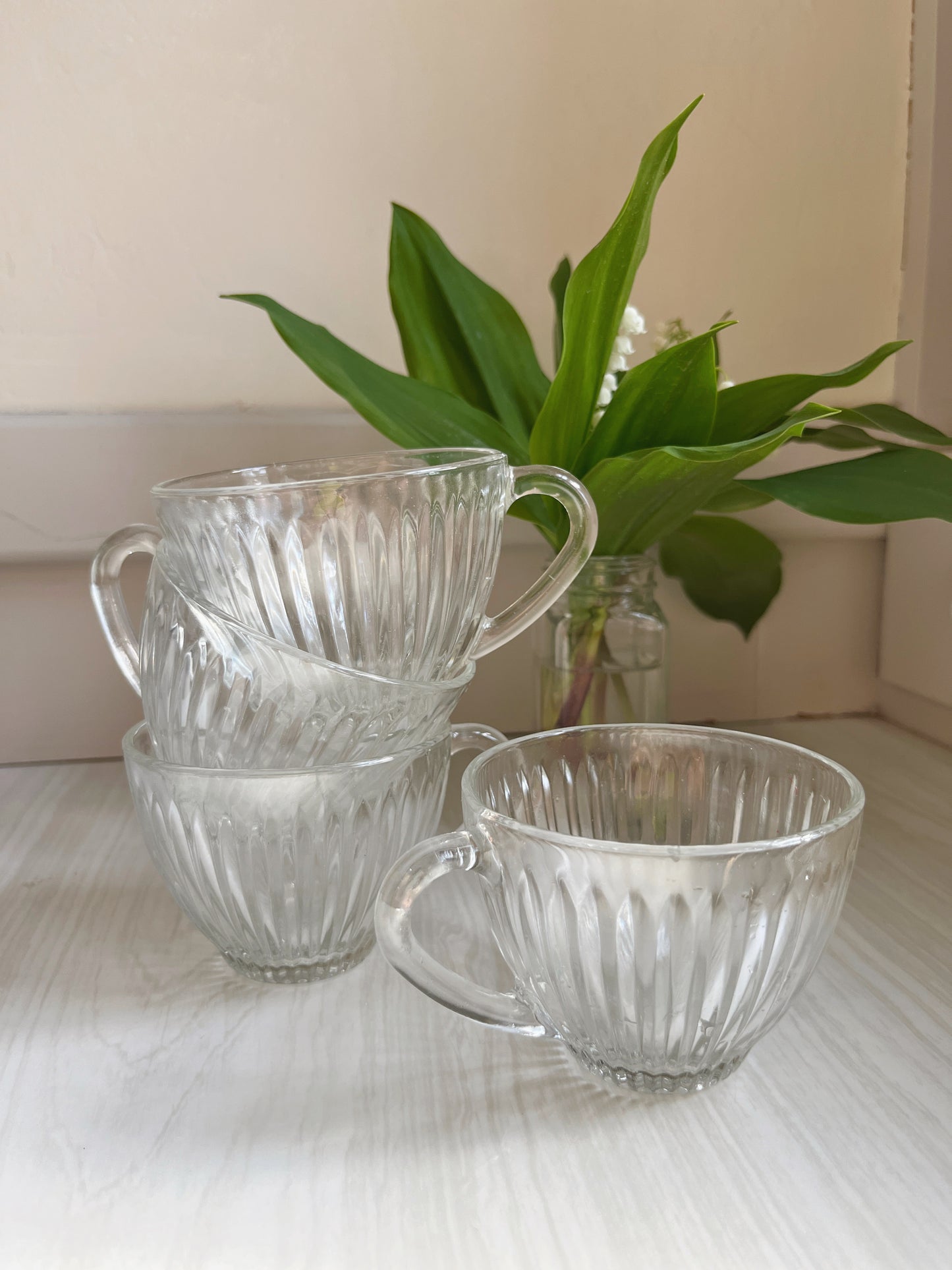 Set of 4 Gibson Broadway Punch Glasses
