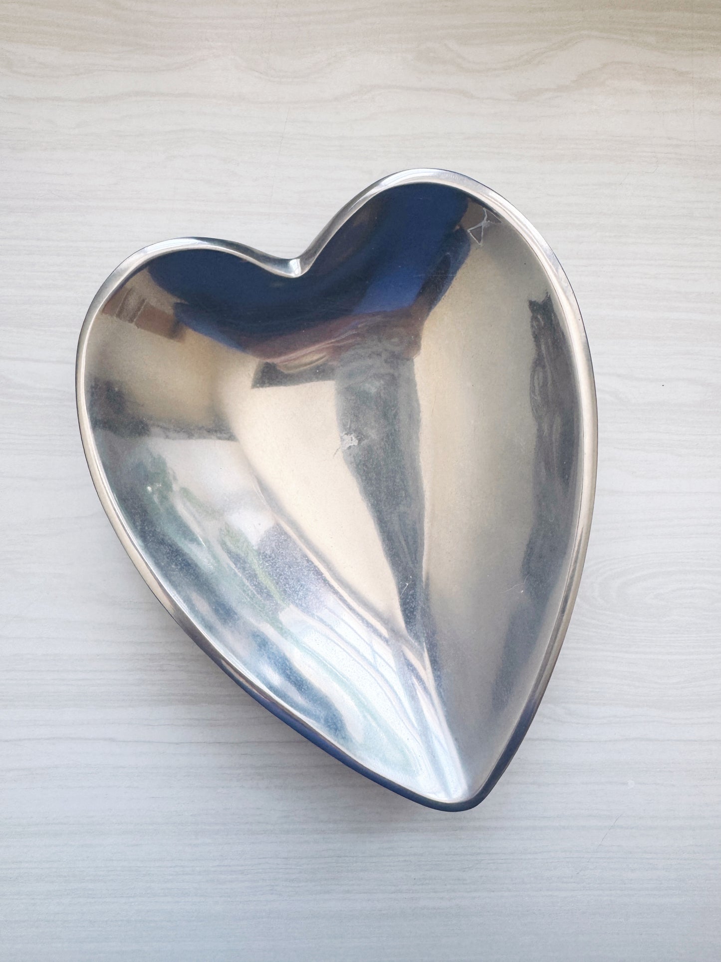 Custom Listing for Lisa (Heart Dish)