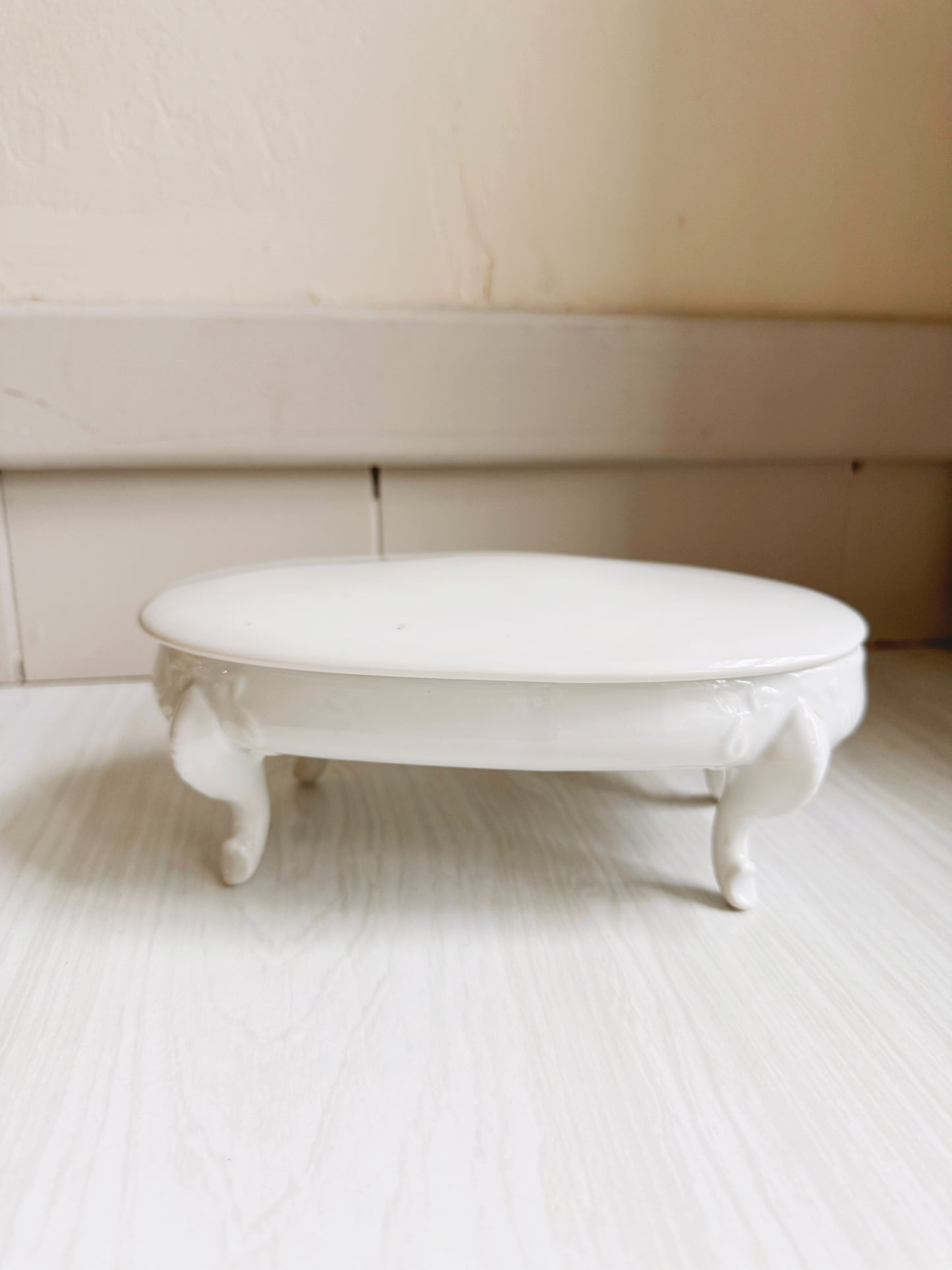 Lidded Porcelain Box