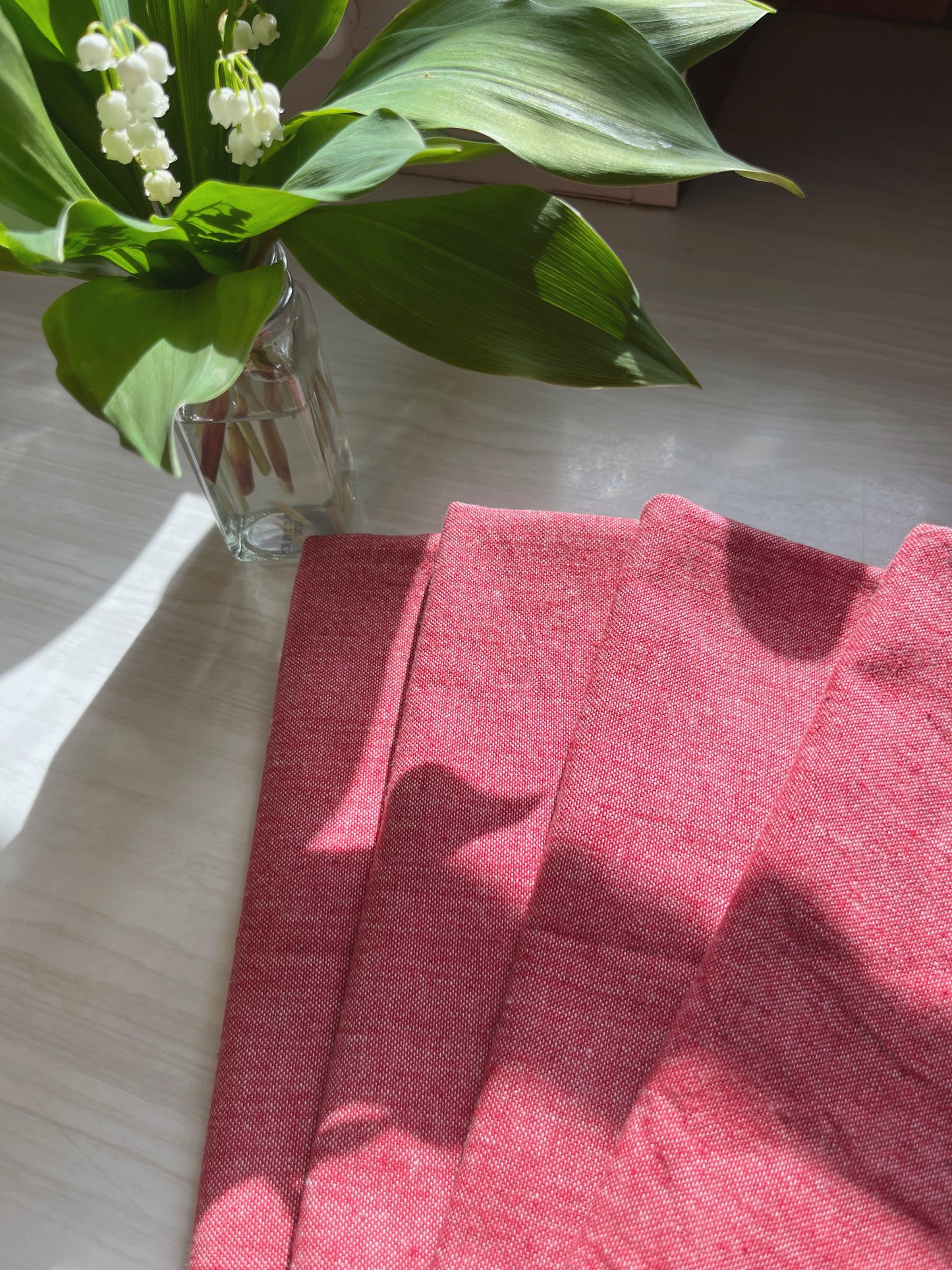 Set of 4 Red Fringed Cotton Napkins