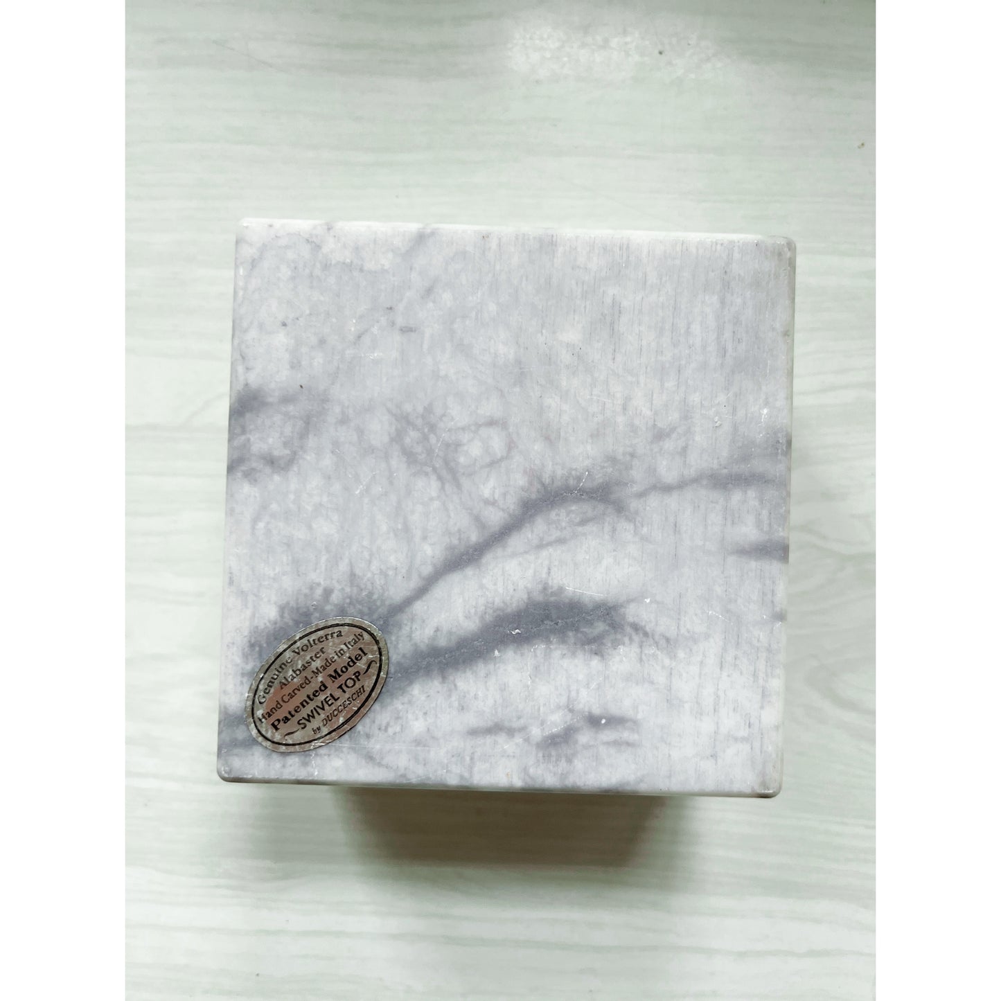Alabaster Swivel-Top Box