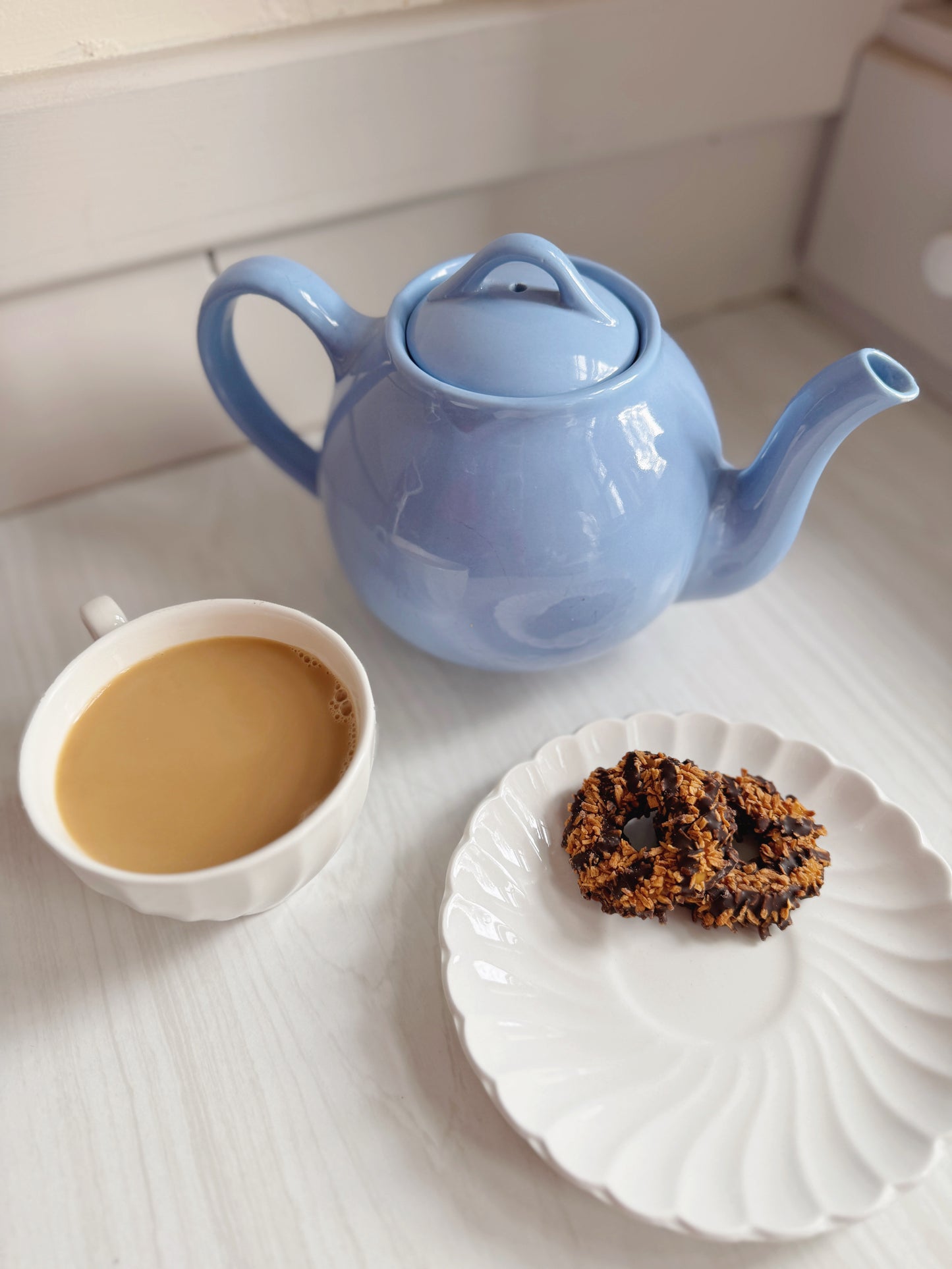 Blue Ceramic Teapot (Hall China for Lipton Tea)