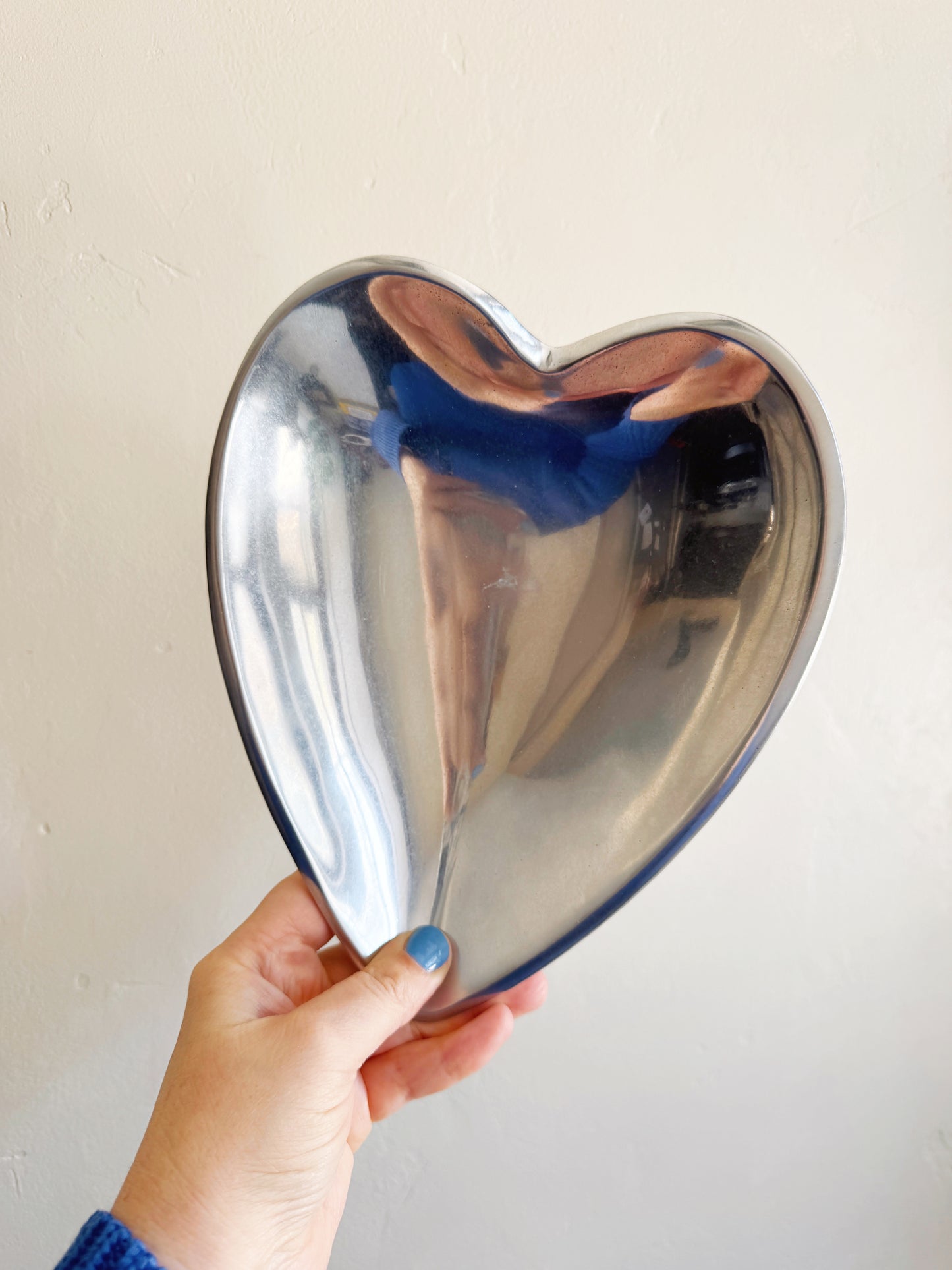 Custom Listing for Lisa (Heart Dish)