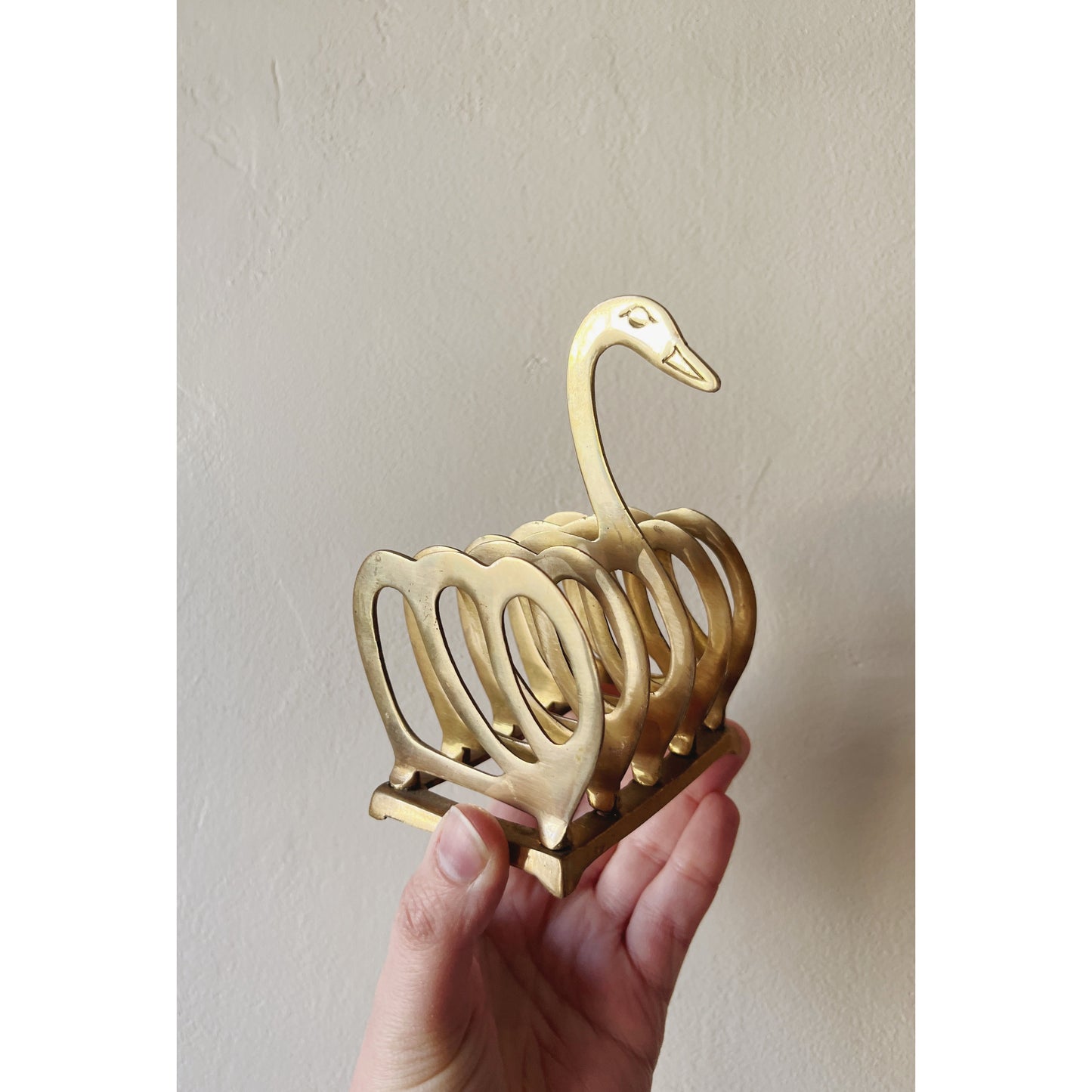 Silvia (Brass Swan Toast Holder)